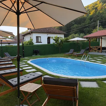 Maria Villa Ribarica